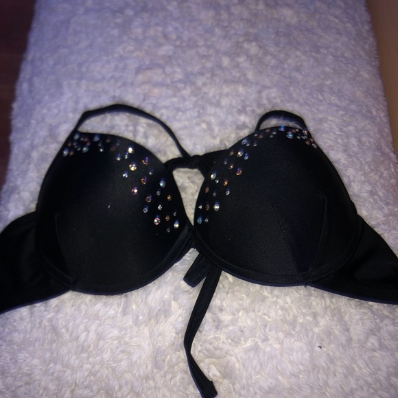 4 bikini tops - Picture 2 of 4